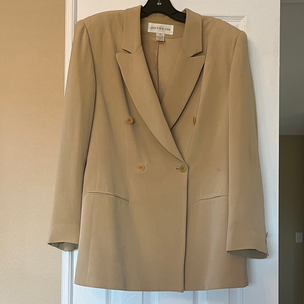 Jones New York Beige Double-Breasted 100% Silk Blazer Sz 10